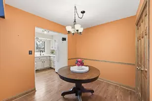 N67W6928 Cleveland St, Cedarburg, WI 53012 - Photo 18