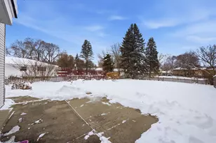 N67W6928 Cleveland St, Cedarburg, WI 53012 - Photo 32