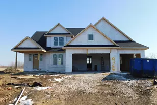 9766 N Migratory Ct, Mequon, WI 53097 - Photo 10