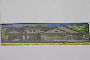 9766 N Migratory Ct, Mequon, WI 53097 - Photo 4