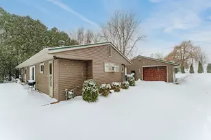 6770 Lee Harbor Ln, Black Wolf, WI 54902 - Photo 38