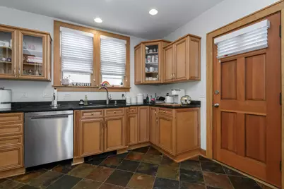 4111 N Woodburn St #4113, Shorewood, WI 53211 - Photo 12
