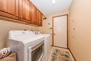 443 Quail Point Dr, Racine, WI 53406 - Photo 24