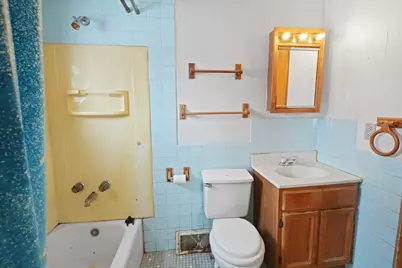 15910  County Line Rd, Racine, WI 53177 - Photo 12