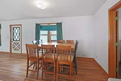 15910  County Line Rd, Racine, WI 53177 - Photo 6