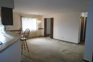 5624 Cambridge Ln Ln, Racine, WI 53406 - Photo 8