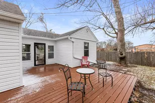 102 W Calumet Rd, Fox Point, WI 53217 - Photo 36