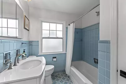 102 W Calumet Rd, Fox Point, WI 53217 - Photo 18