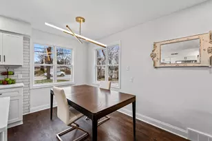 102 W Calumet Rd, Fox Point, WI 53217 - Photo 10