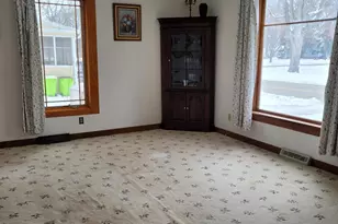 608 E Washington St, Delavan, WI 53115 - Photo 6