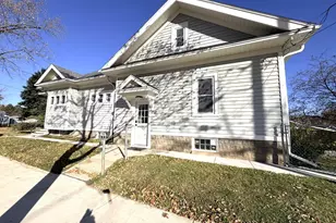 1103 Arcadian Ave, Waukesha, WI 53186 - Photo 6