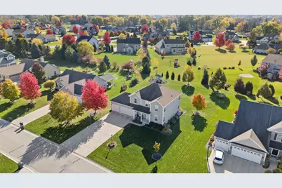 N42W22833  Beacon Ct, Pewaukee, WI 53072 - Photo 32