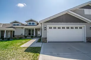 1110 Harbor Ave, West Bend, WI 53095 - Photo 22