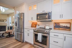 1110 Harbor Ave, West Bend, WI 53095 - Photo 6