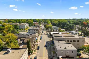 4821 Easy St, Delafield, WI 53029 - Photo 14