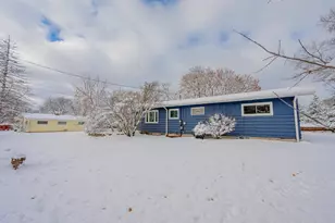 8855 W Forest Home Ave, Greendale, WI 53129 - Photo 28