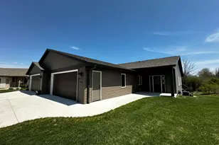 116 Sunrise Ct, Cedar Grove, WI 53013 - Photo 1