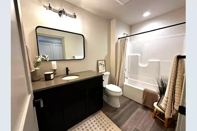 116  Sunrise Ct, Cedar Grove, WI 53013 - Photo 20