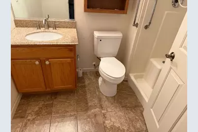 1901  27th Ave #6, Kenosha, WI 53140 - Photo 8