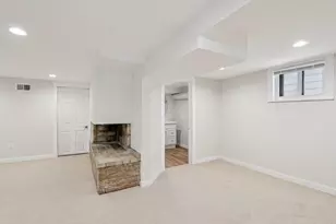 3228 S 15th St, Milwaukee, WI 53215 - Photo 26