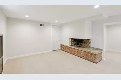 3228 S 15th St, Milwaukee, WI 53215 - Photo 28