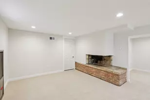 3228 S 15th St, Milwaukee, WI 53215 - Photo 28