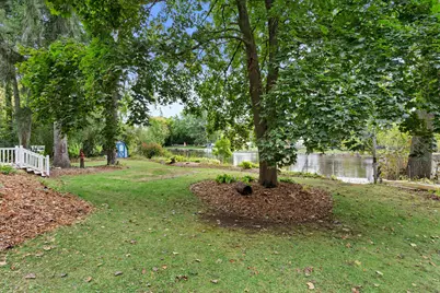 12763 N East Shoreland Dr, Mequon, WI 53092 - Photo 50