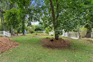 12763 N East Shoreland Dr, Mequon, WI 53092 - Photo 50