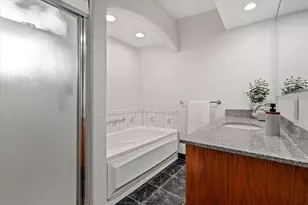 12763 N East Shoreland Dr, Mequon, WI 53092 - Photo 34