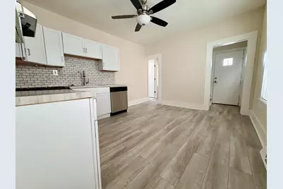 2820 N Palmer St, Milwaukee, WI 53212 - Photo 6