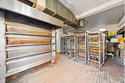 2800 W Lincoln Ave #2802, Milwaukee, WI 53215 - Photo 14