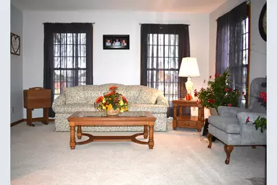 229 S Cottrell Dr, Saukville, WI 53080 - Photo 10