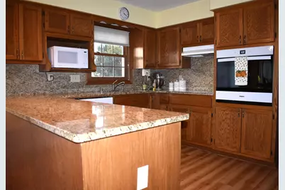 229 S Cottrell Dr, Saukville, WI 53080 - Photo 14