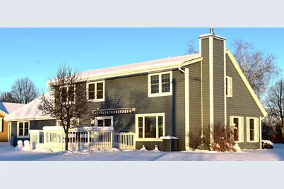 229 S Cottrell Dr, Saukville, WI 53080 - Photo 4