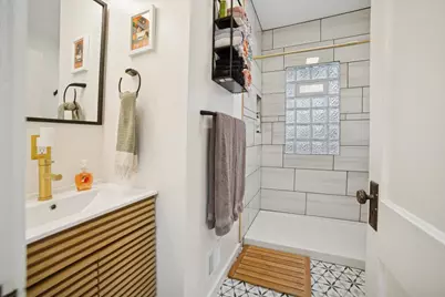 2986 S Kinnickinnic Ave, Milwaukee, WI 53207 - Photo 22