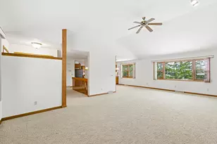 404 Grove St, Lake Mills, WI 53551 - Photo 10