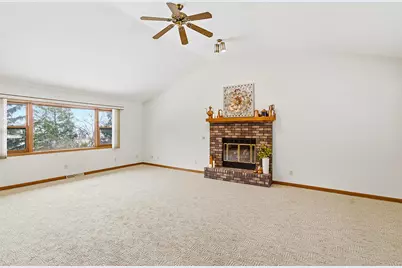 404  Grove St, Lake Mills, WI 53551 - Photo 8