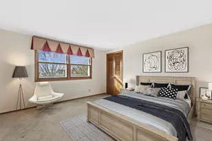 W300S3280 Snowdon Dr, Genesee, WI 53189 - Photo 12