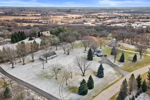 W300S3280 Snowdon Dr, Genesee, WI 53189 - Photo 16