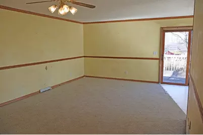 110  Lakeview Ct, Tomah, WI 54660 - Photo 8