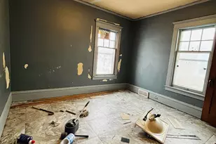 2873 N 37th St, Milwaukee, WI 53210 - Photo 6