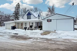 203 Sheldon St, Rockdale, WI 53523 - Photo 2