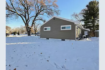 419  Peters Dr, Waukesha, WI 53188 - Photo 24