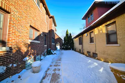 4421 N Cramer St, Shorewood, WI 53211 - Photo 16