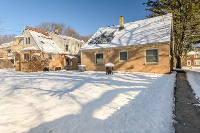 3137 N 81st St, Milwaukee, WI 53222 - Photo 4