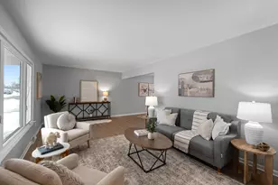 157 S Regis Rd, Saukville, WI 53080 - Photo 2