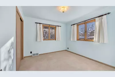 517  Richmond Ave, Sheboygan Falls, WI 53085 - Photo 12