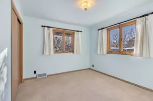 517 Richmond Ave, Sheboygan Falls, WI 53085 - Photo 12