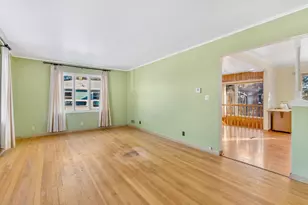 517 Richmond Ave, Sheboygan Falls, WI 53085 - Photo 6