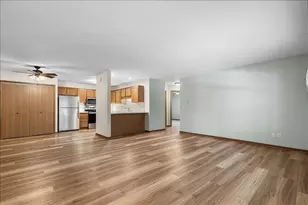 831 Devonshire Ln, West Bend, WI 53090 - Photo 4